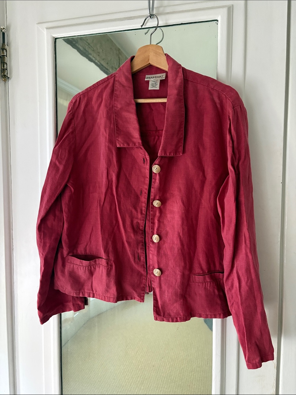 Freeport Studio 100% Linen Cranberry Jacket with Collar Wooden Buttons